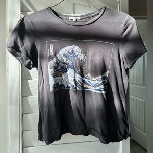 grey wave shirt